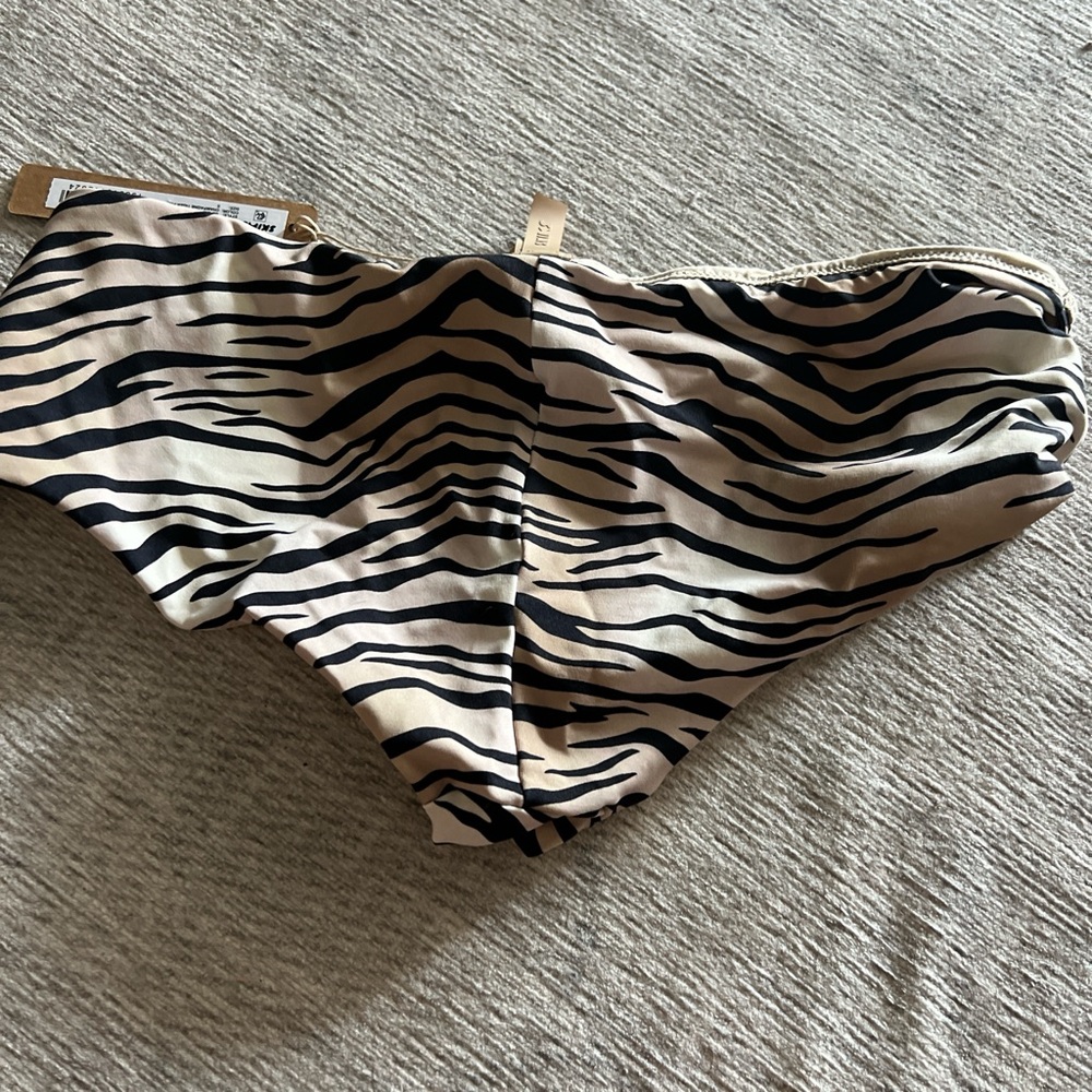SKIMS Champagne Tiger Print Swimwear size small brand new never used
